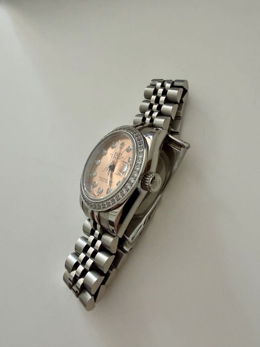 Часы Rolex с камнями