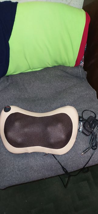 Масажер (Масажна подушка) RETTER