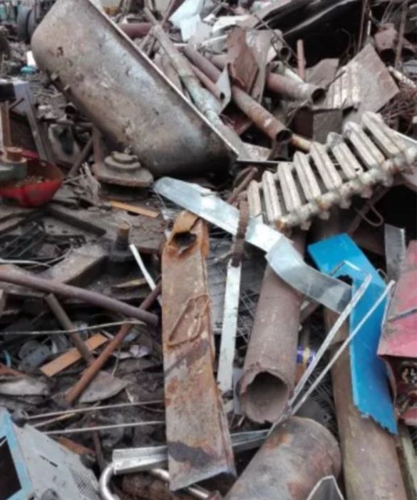 Вывоз хлама старой бытовой техники утелезацея