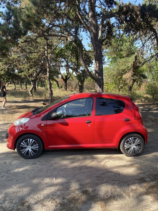 Продам Peugeot 107 (4,5л /100 км)