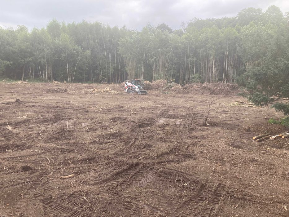 Frezowanie -Mulczer-Wycinka-NIwelacja-Trawnik-Montaż Szamba-Ogrodzeń