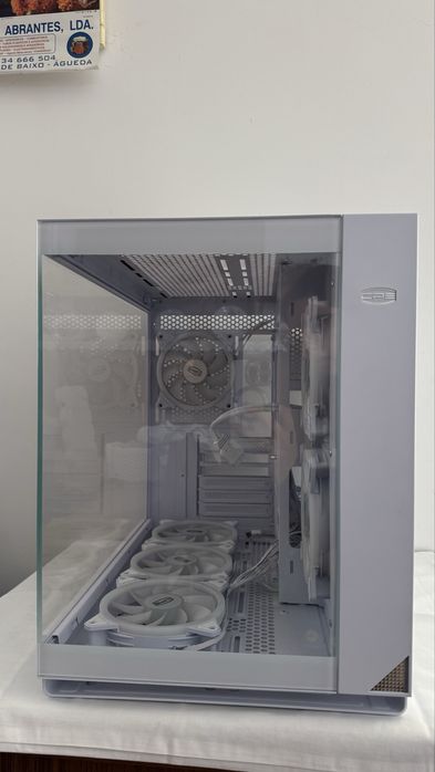 C3T500 Gabinete ATX Torre Média de Vidro