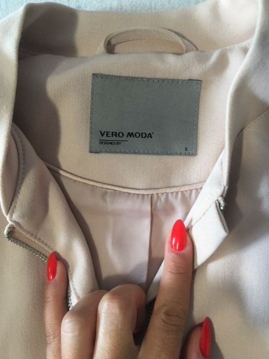 Kurtka Vero Moda pudrowy róż