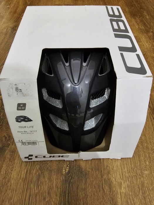 Велосипедний шолом Cube