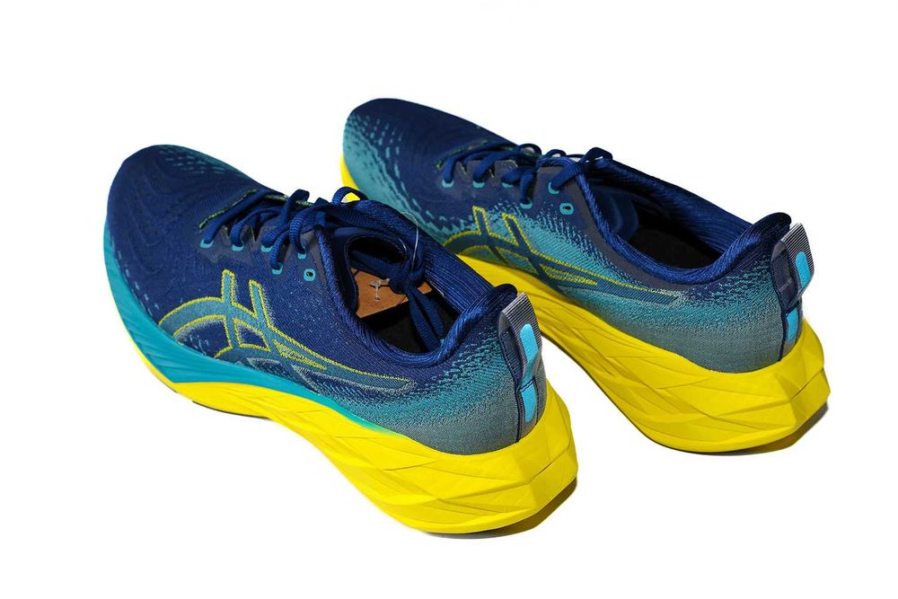 Buty biegowe Asics Novablast 4 Blue Expanse/Blue Teal 43,5