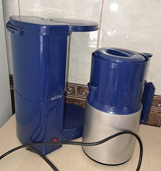 Кофеварка с термокувшином