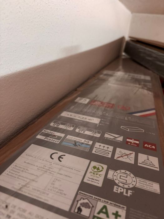 Piso laminado flutuante