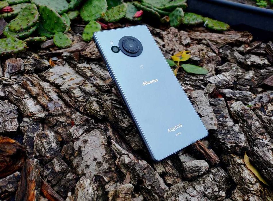 Японский флагман Sharp AQUOS R8s(sim+e-sim,4580ma,6.39"FHD+,NFC,120Гц)