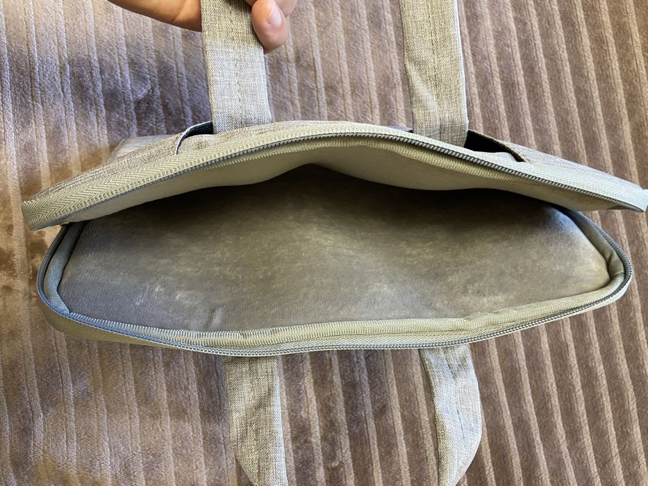 Сумка / Чехол для Ноутбука 10.2 /Новая /Качество