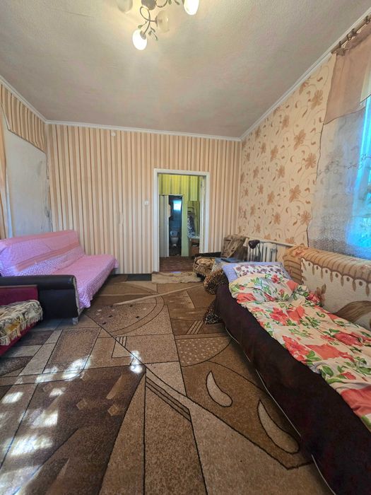 Продаж цегляного будинку можливий продаж по-державним програмам