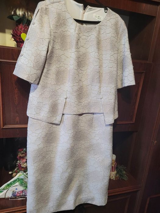 Sprzedam elegancką suknię wyjściowa 48