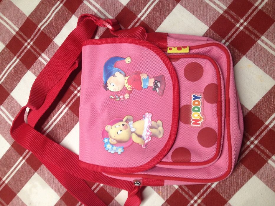 Bolsas e carteiras para criança Hello Kitty