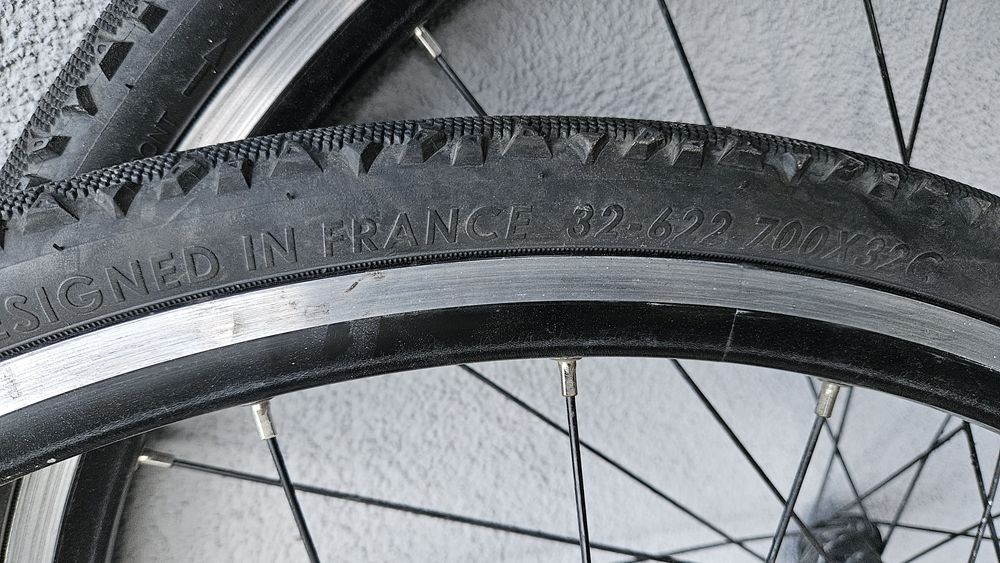 Komplet kół  rowerowych 28 cali