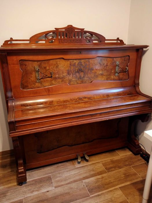 Pianino- antyk ponad 100lat