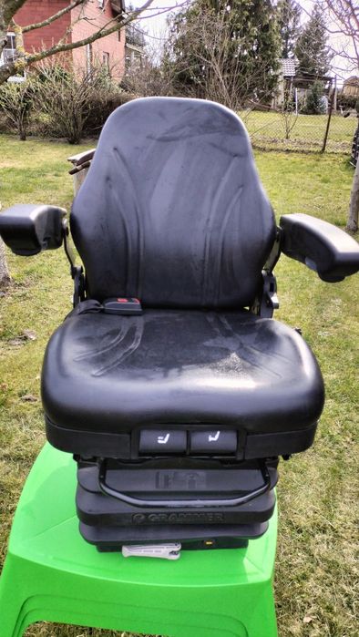 Siedzenie pneumatyczne GRAMMER do koparki, ciągnika,ładowarki