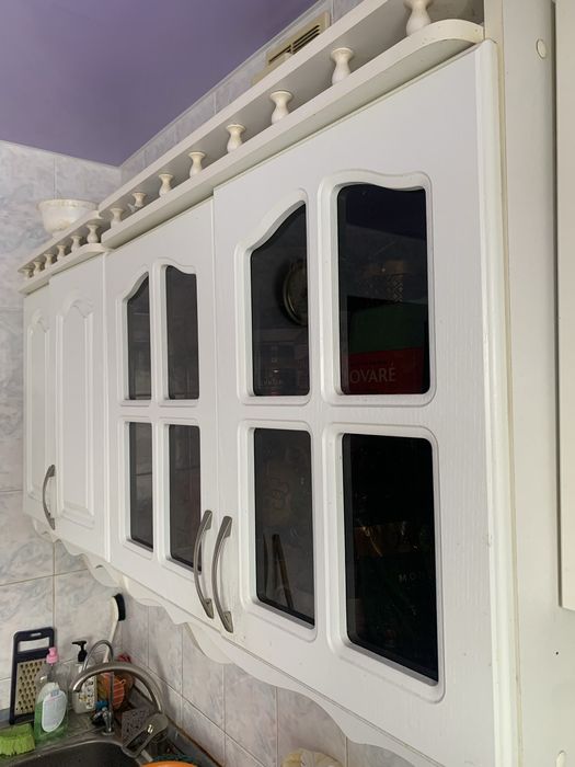 Навісна шафа для кухні