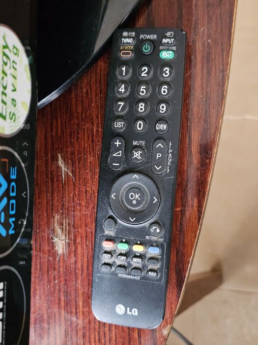 Телевізор LG 32LD320