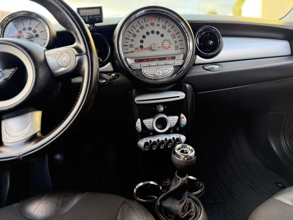 MINI Cooper — fotografia 10