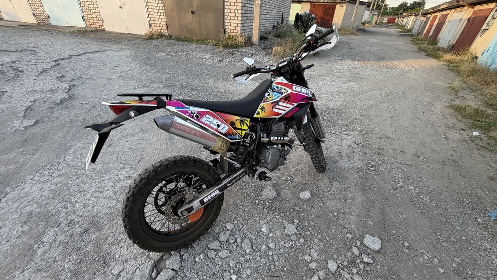 Продам Geon Dakar TwinCam 250