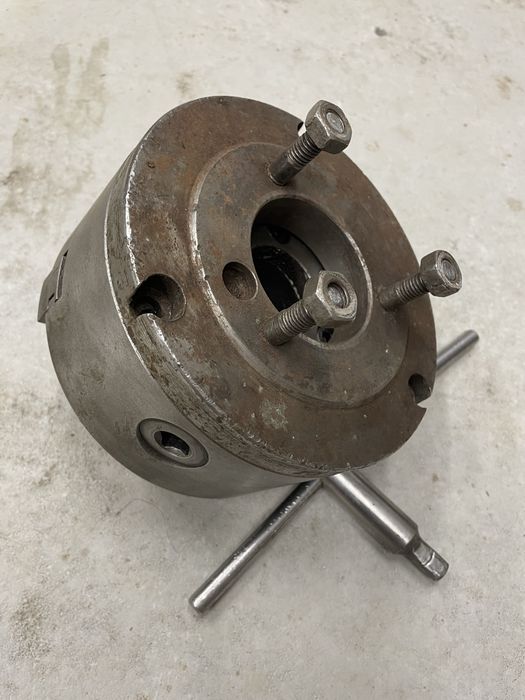 Uchwyt tokarski Bison 160