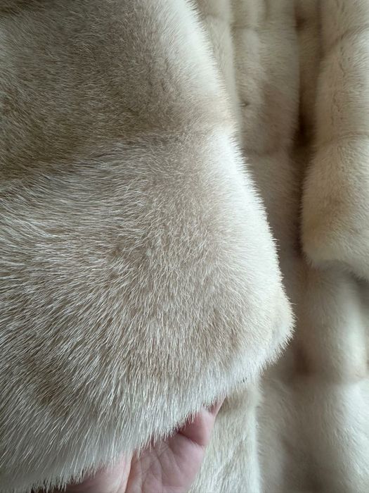 Норкова шуба,жіноча шуба,шуба