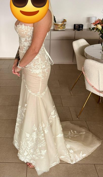 Sprzedam suknię ślubną z salonu  LE  Mariage   w  Bytomiu
