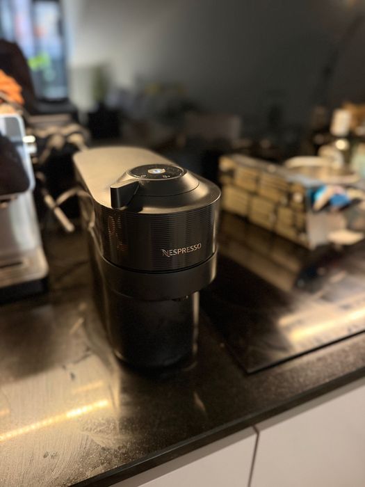 Nespresso Vertuo Pop + Mais de 60 cápsulas