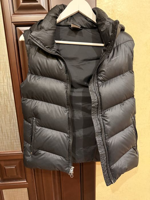 Пухова жилетка Nike, оригінал