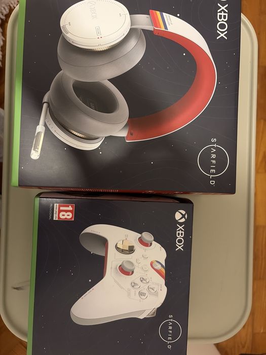 Comando e Headset Xbox Starfield