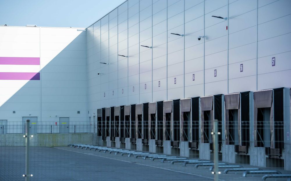 3966 m² Nowoczesnej powierzchni magazynowe pod Warszawą