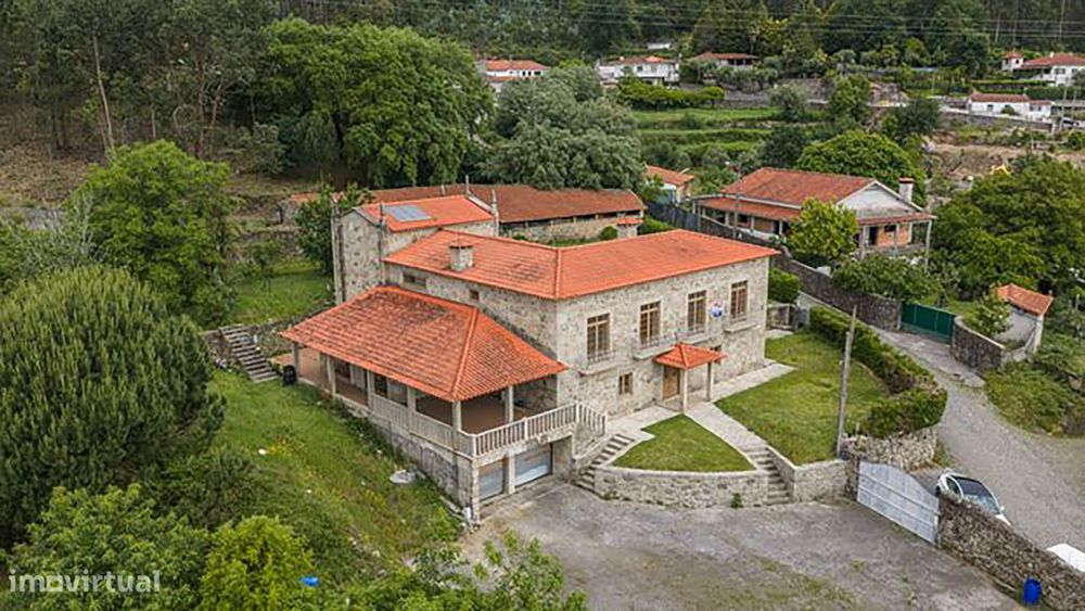 Fantástica Quinta com 2 Hectares em São Pedro de Fins