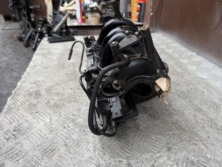 Коллектор впускной 7700273860 номер 8200961787 для Dacia/ Renault