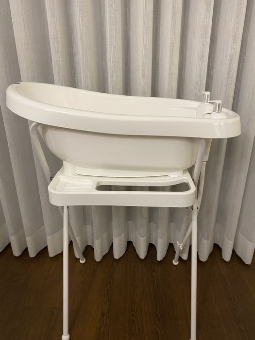 Banheira com suporte Bébé Jou
