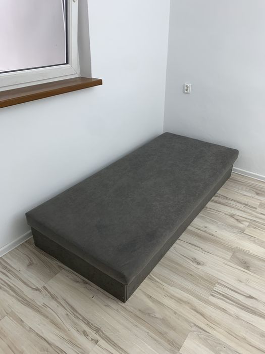 Tapczan łóżko 90x200 hotelowe z pojemnikiem na pościel