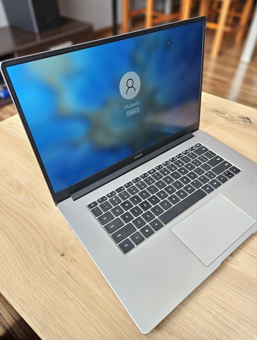 Laptop Huawei Matebook D15