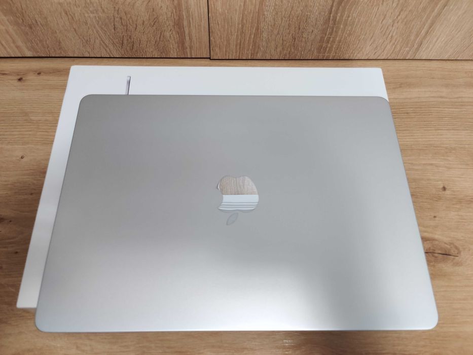 Ноутбук Apple MacBook Air M2 16/512 Silver 2023 iдеальний стан