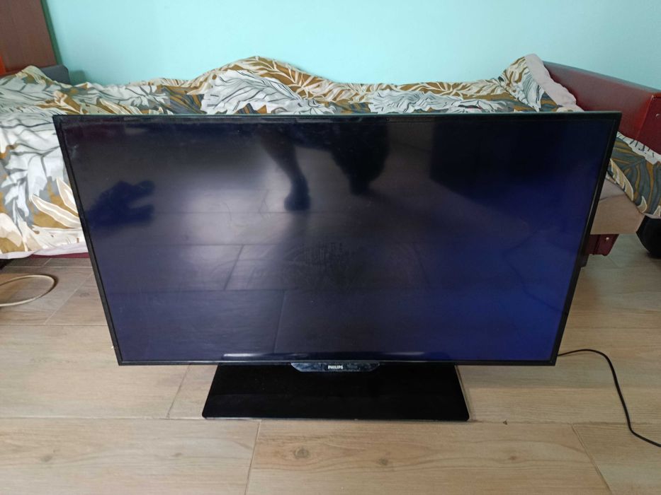 telewizor philips 40PFH4509/88 uszkodzony