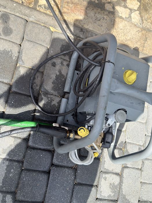 Karcher  Profesional HD 715  400v 4,7 kw