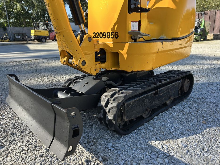 Mikrokoparka minikoparka koparka JCB 8008 CTS rok 2022