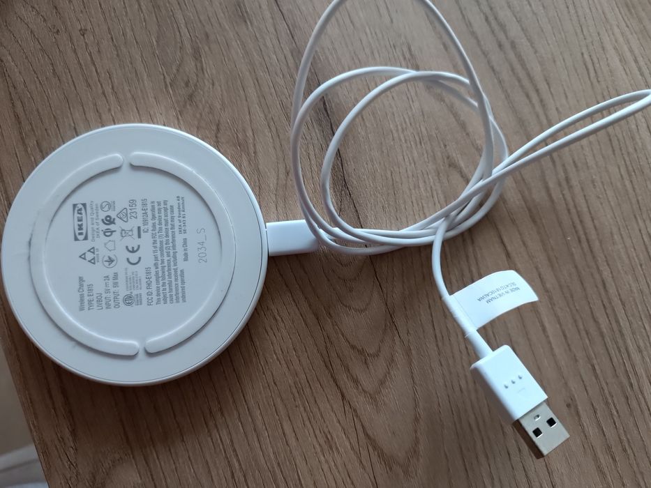 Carregador sem fios, branco
Carregador sem fios, branco