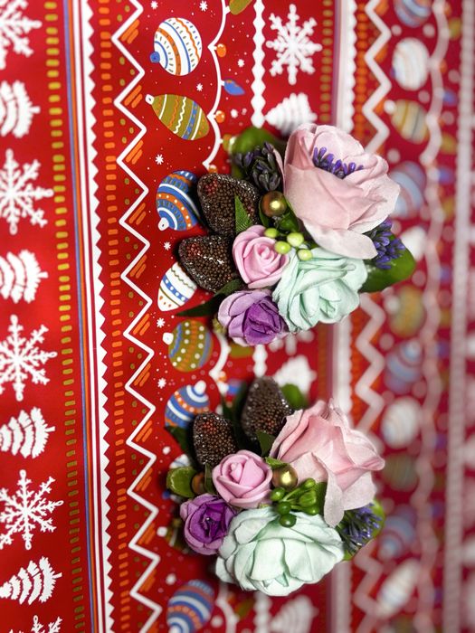 Квіткові резинки для волосся