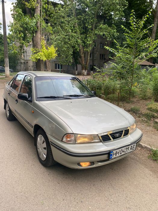 Продам машину Нексия