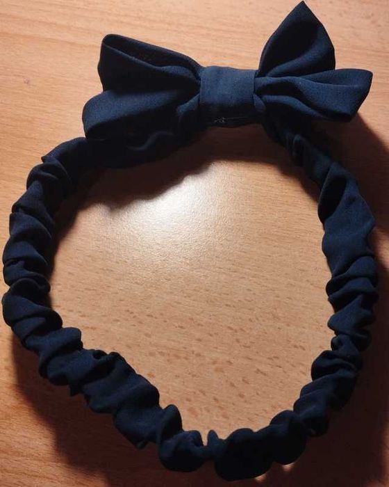 Fita cabelo azul escura com laço