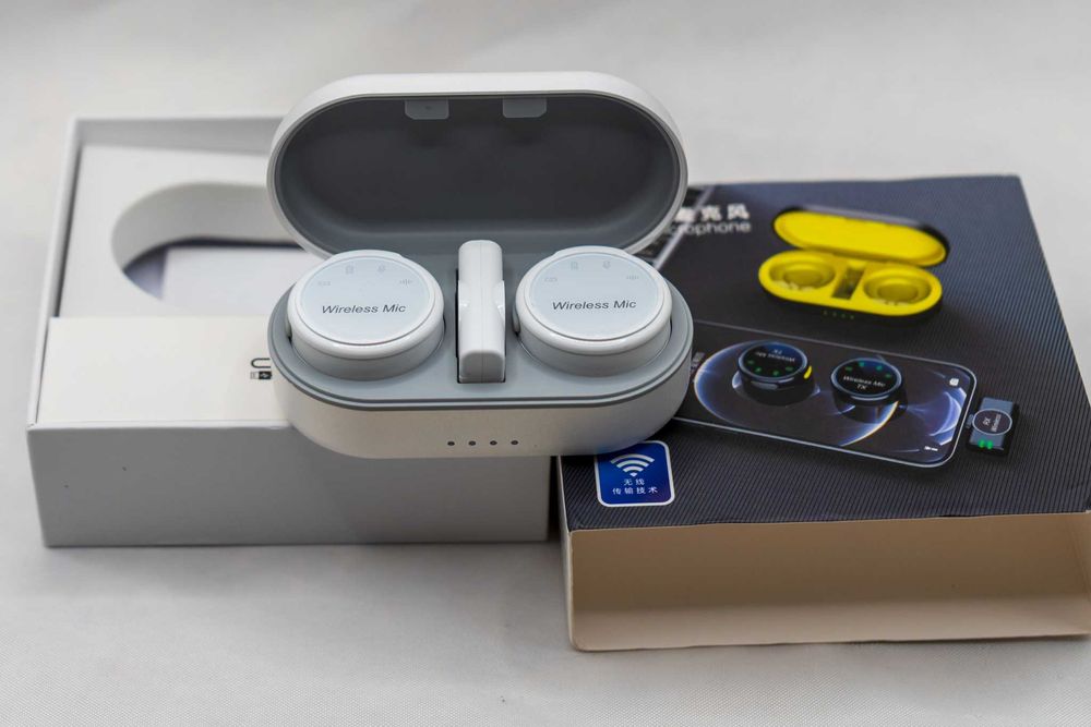 Петличный микрофон Asterold B-612, 2 шт. + зарядный кейс, для блогеров