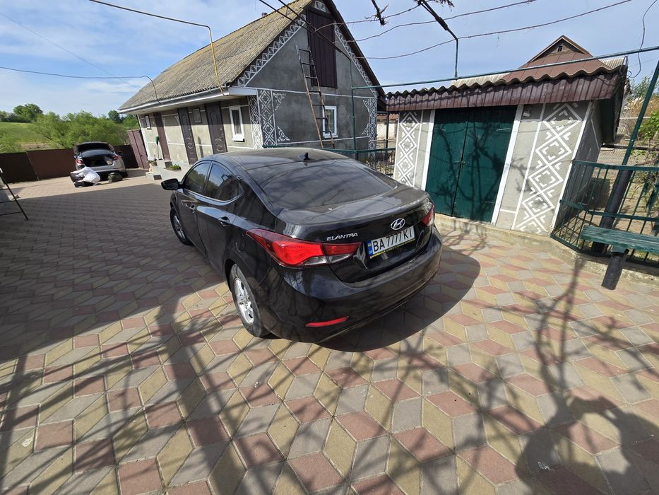 Hyundai Elantra MD 1.8 GBO avtomat