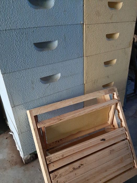 Vendo Alças e Colmeias