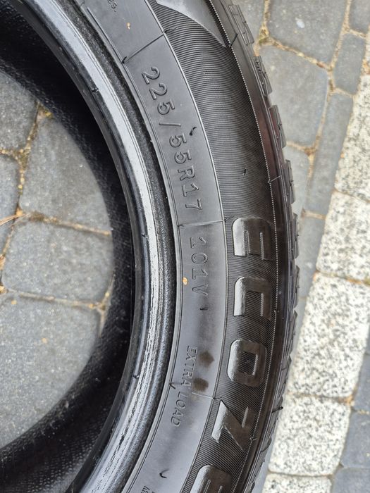 Opony zimowe 17  Infinity Ecozen, dobry stan, 225/55/R17 101V