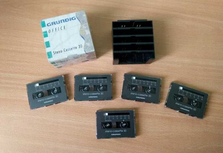 Dyktafony Grundig Steno Cassette Profesional z kasetą