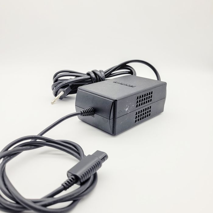 Zasilacz Nintendo GameCube (DOL-002 EUR)