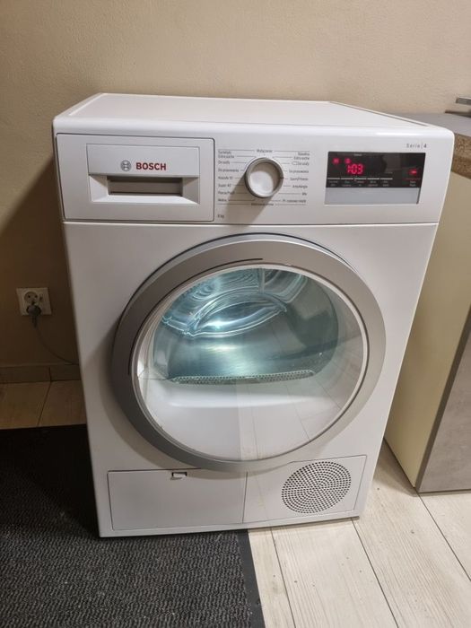 Сушильна машина Bosch WTN86201. Тепловий насос. 8 кг